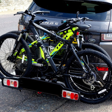 Bagażniki na rowery i narty, boksy dachowe